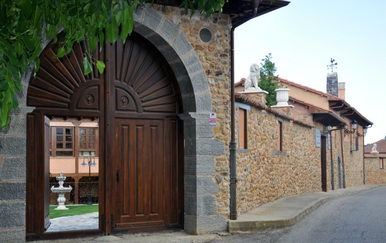 Palacio Del Conde De Rebolledo Villaviciosa de la Ribera Exteriör bild