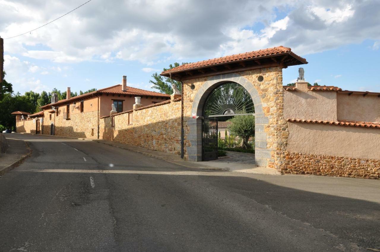 Palacio Del Conde De Rebolledo Villaviciosa de la Ribera Exteriör bild